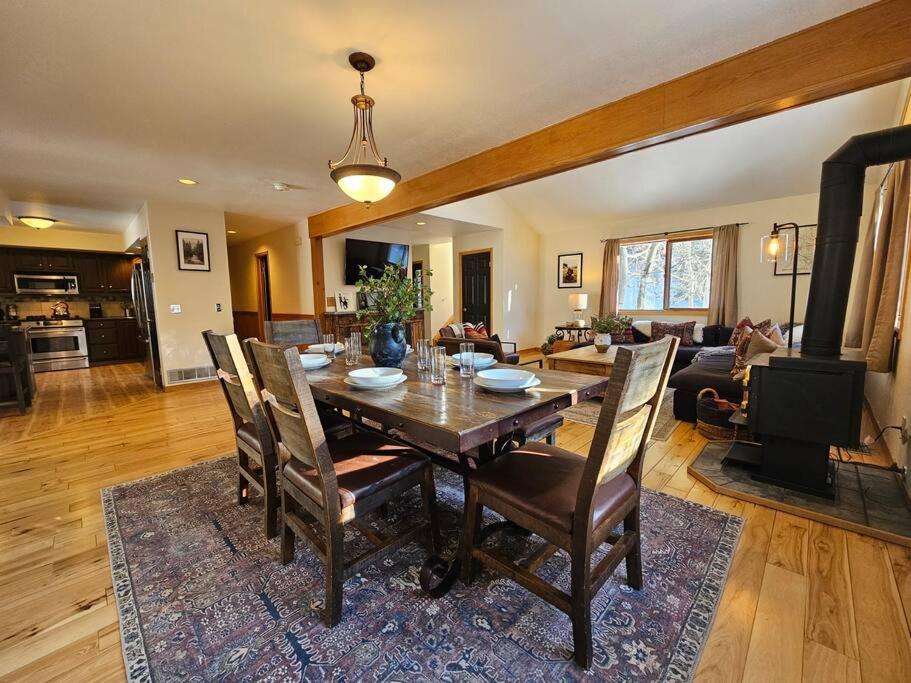 Private And Updated Breck Home With Hot Tub Breckenridge Kültér fotó