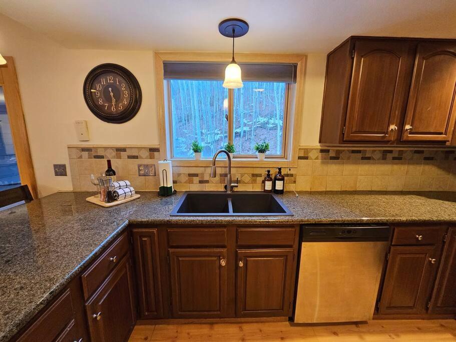 Private And Updated Breck Home With Hot Tub Breckenridge Kültér fotó